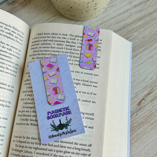 Books & Smileys Magnetic Bookmark